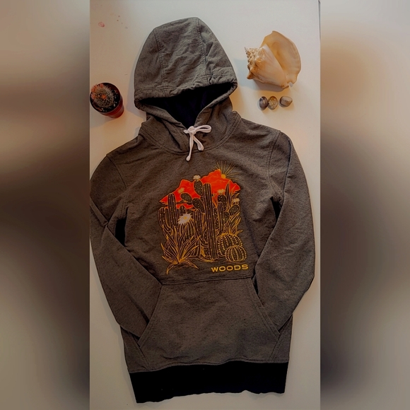 Woods•Medium•HunterGreen•Hoodie - Picture 1 of 3